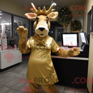 Gold Moose maskot...