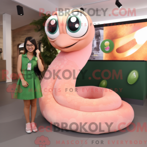 Peach Anaconda maskot...