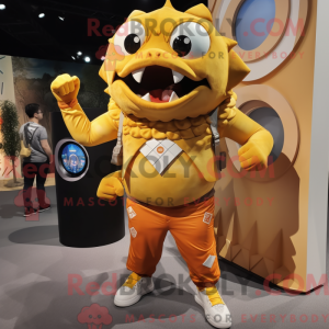 Guld Piranha maskot kostume...