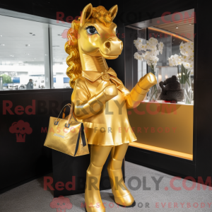 Máscara de Cavalo Dourado...