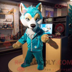 Turquoise Dingo...