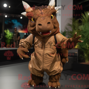 Brun Triceratops...