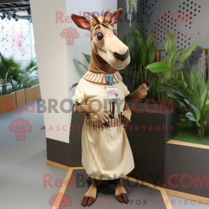 Beige Okapi maskot kostume...