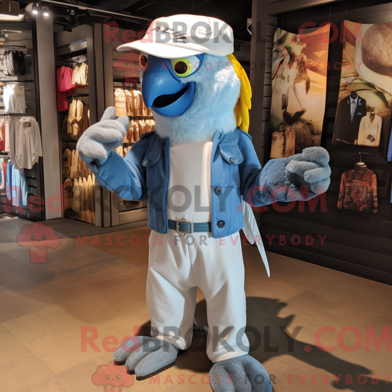 Figurinhas de máscaras e máscaras de proteção com vestidos e boinas - Mascotes araras - REBROKO_291147 - RedBrokoly.com