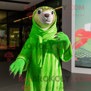 Lime Green Otter maskot...