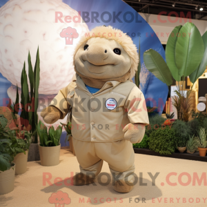 Beżowa maskotka Glyptodon...