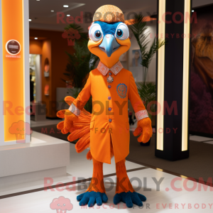 Máscara de pavão laranja...