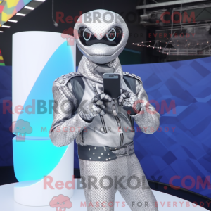 Máscara de cobra exclusiva...