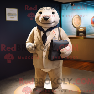 Beige Seal mask drakt...