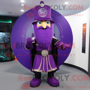 Lilla Celtic Shield maskot...
