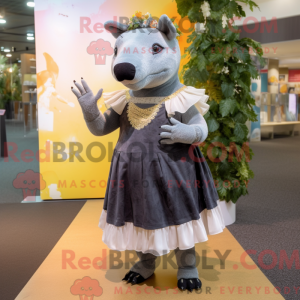 Tapir maskot kostume...
