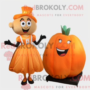 Orange kartoffel maskot...