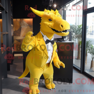Gul Triceratops maskot...