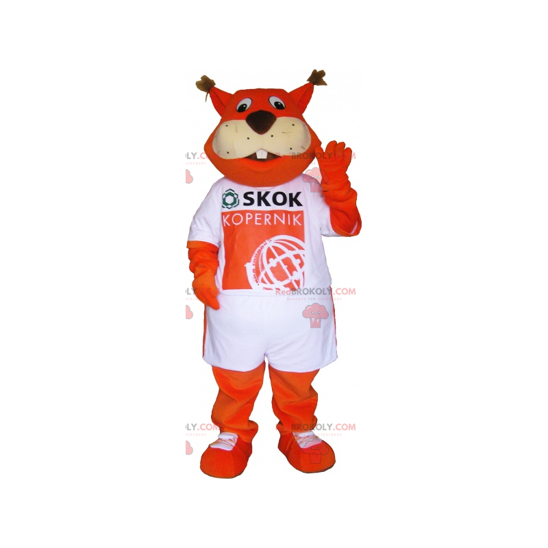 Esquilo-vermelho mascote com roupa esportiva branca -