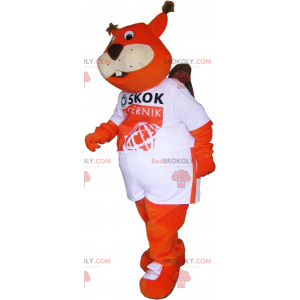 Mascota de la ardilla roja con ropa deportiva blanca -
