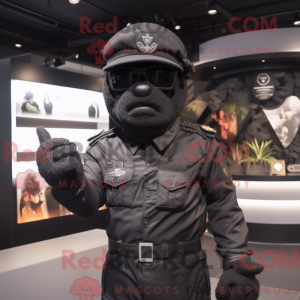 Mascotte de Commando noir...