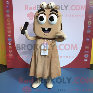 Tan Moussaka maskot kostume...