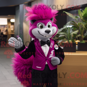 Magenta Skunk maskot...