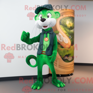 Forest Green Weasel maskot...