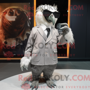Silver Vulture maskot...