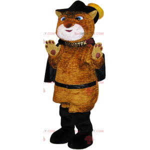 Cat mascot boot with a cape - Redbrokoly.com