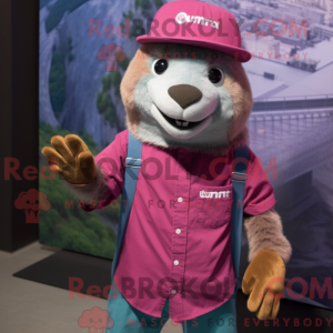 Magenta Marmot maskot...