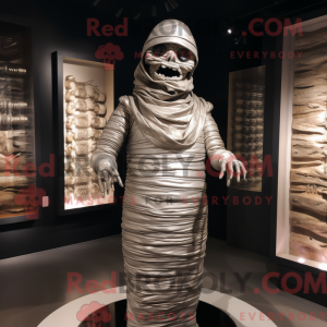 Sølv mamma-maskotdraktfigur...