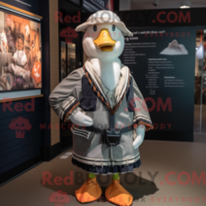 A máscara de Gjess tem uma característica drástica com um colete e uma braçadeira - Mascotes gansos - RedBrokoly.com
