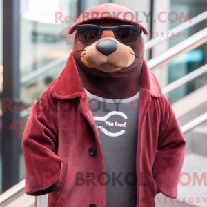 Maroon Sea Lion maskot...