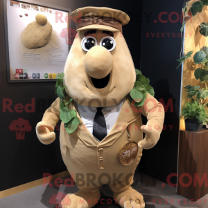 Tan Potato maskot...