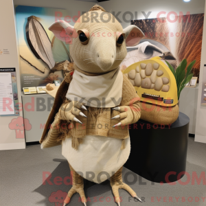 Beige Armadillo maskot...