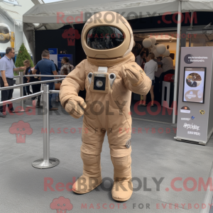 Tan Astronaut maskot...