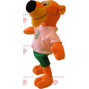 Mascota de tigre naranja con camiseta y pantalones cortos -