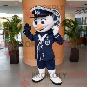 Postava maskota Navy...