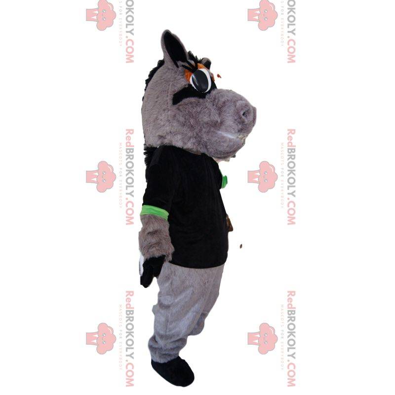 Šedý kůň maskot s černým tričkem. Kůň kostým Šedý kůň maskot s černým tričkem. Kůň kostým