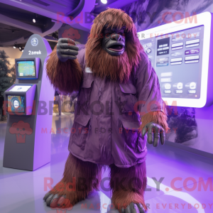 Lilla Sasquatch maskot...