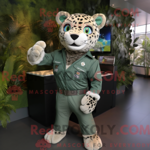 Máscara de leopardo verde...