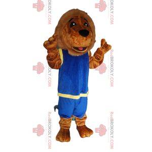 Mascotte de lion avec une tenue de sport bleue