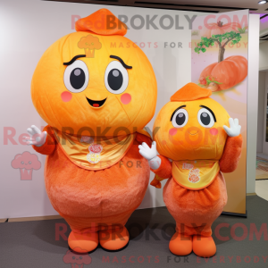 Postava maskota Peach Fried...