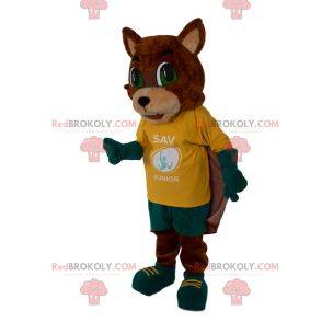 Mascotte de renard avec tenue de sport et cape
