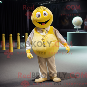 Gul Petanque Ball maskot...
