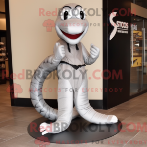 Máscara de cobra bonita com...