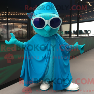 Cyan Trapeze Artist...