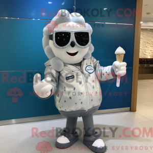 Silver Ice Cream maskot...