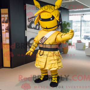 Mascotte de samouraï jaune...