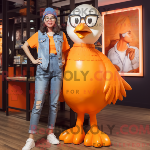 Postava maskota Orange...