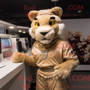 Beige Mountain Lion maskot...