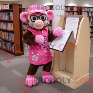 Pink Monkey maskot...