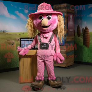 Pink Scarecrow maskot...