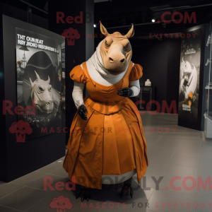 Rust Rhinoceros maskot...